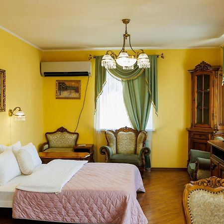 Квартира Антиквара У Центрі Полтави Мережа Alexapartments Документи Для Відряджень Безконтатне Заселення Цілодобово Poltava Exterior foto
