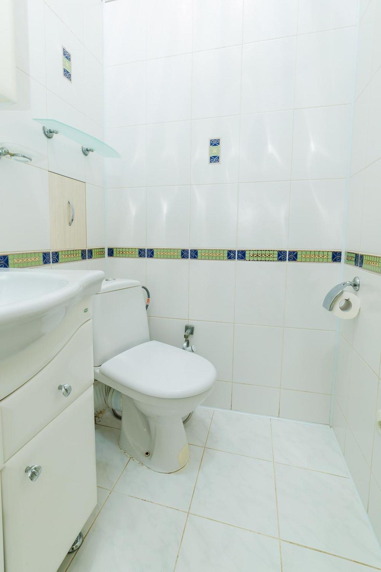 Квартира Антиквара У Центрі Полтави Мережа Alexapartments Документи Для Відряджень Безконтатне Заселення Цілодобово Poltava Exterior foto
