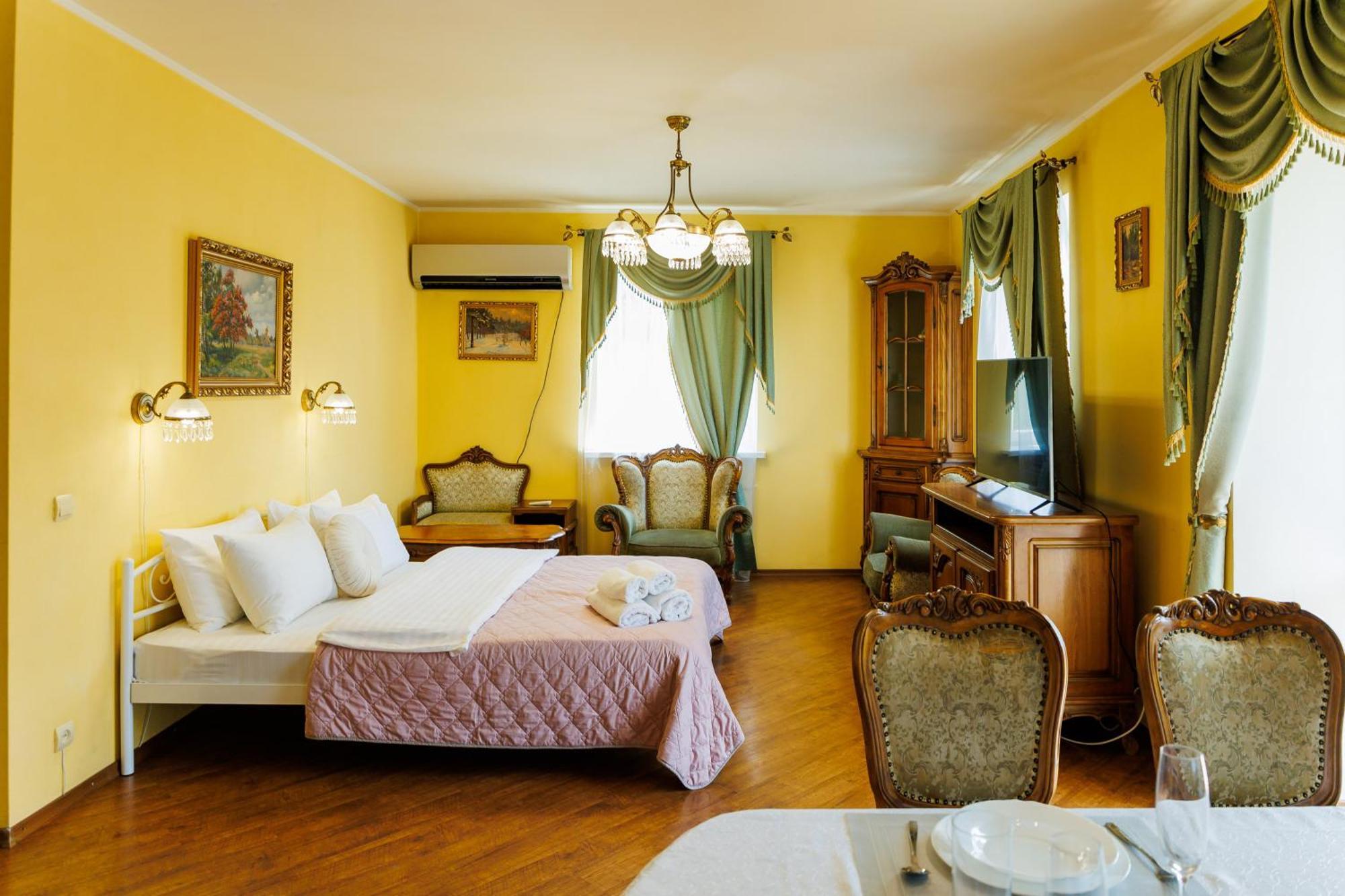 Квартира Антиквара У Центрі Полтави Мережа Alexapartments Документи Для Відряджень Безконтатне Заселення Цілодобово Poltava Exterior foto